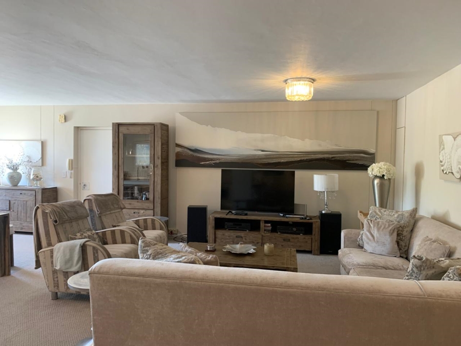 To Let 3 Bedroom Property for Rent in Poortjies Western Cape